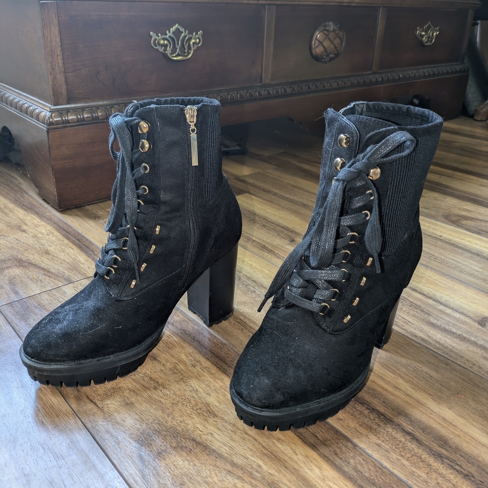Forever 21 Black Lace-Up Block Heel Boots